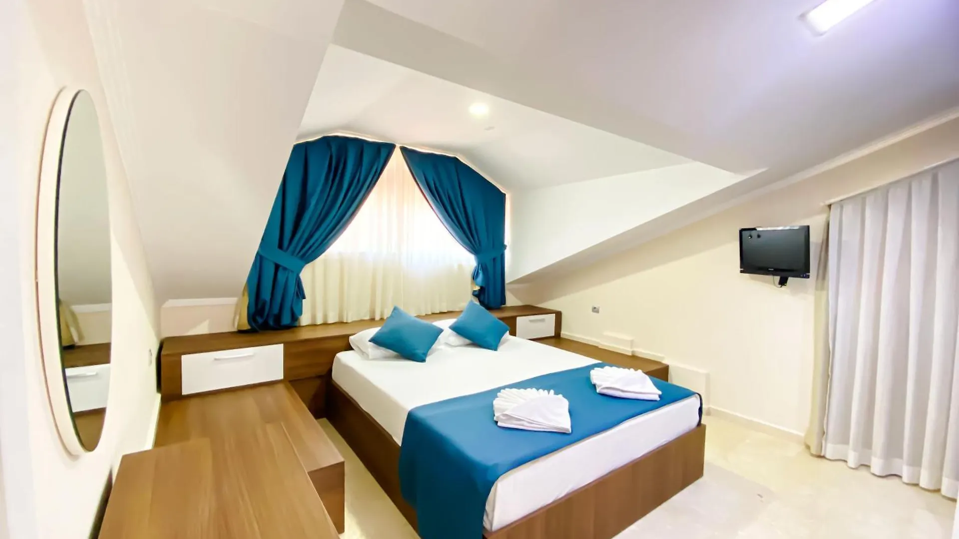 Zehra Hotel Öludeniz 2*,
