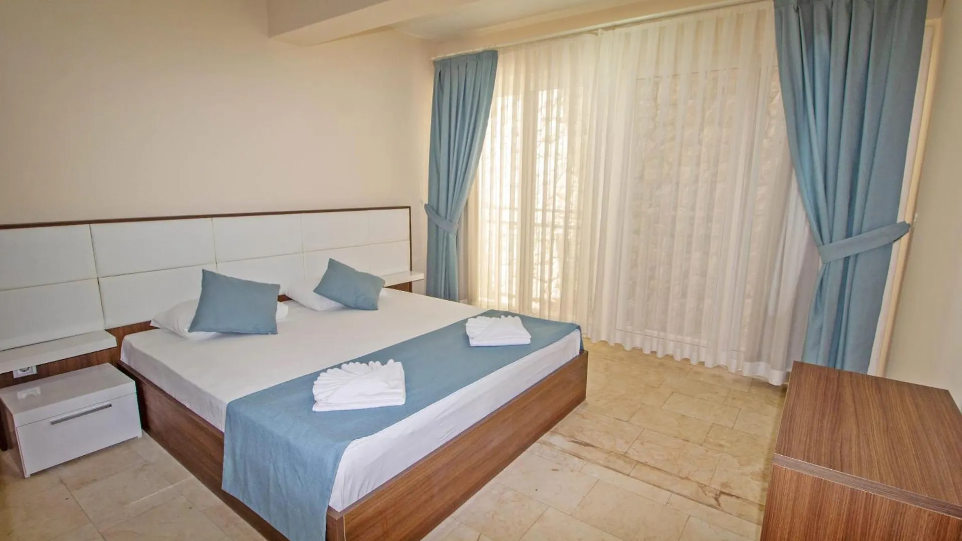 **  Zehra Hotel Ölüdeniz Turkije